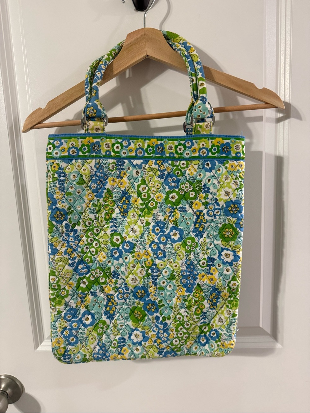 NWOT Vera Bradley English Meadow Slim Tote Quilted Cotton Floral Blue Green Bag